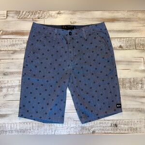 Oakley Men's Navy Patterned Flat Front Shorts